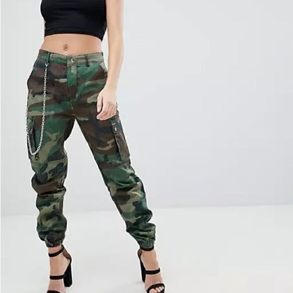 NWT Missguided camo cargo pants - Picture 1 of 2
